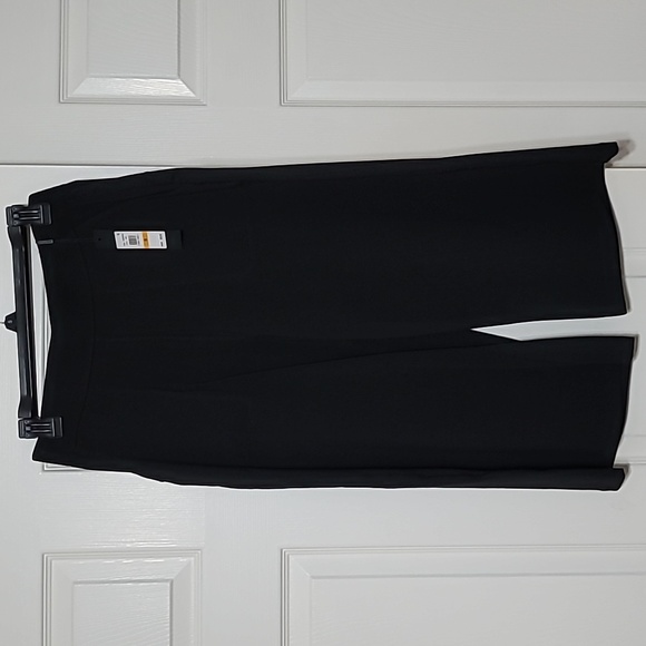 NWT DonnaKaran active womens capri black size S - Picture 1 of 3